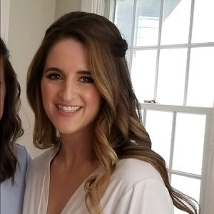 Meet your Posher, Christine